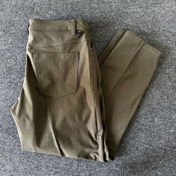 7 Diamonds Other - 7 Diamonds Pants Men's 34x29 Clifton Slim Straight Stretch Chino Khaki Preppy